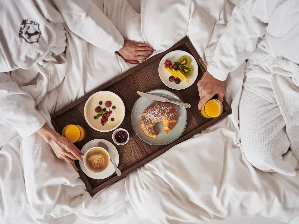 A-Rosa Ifen Hotel Kleinwalsertal Хиршегг Экстерьер фото Room service