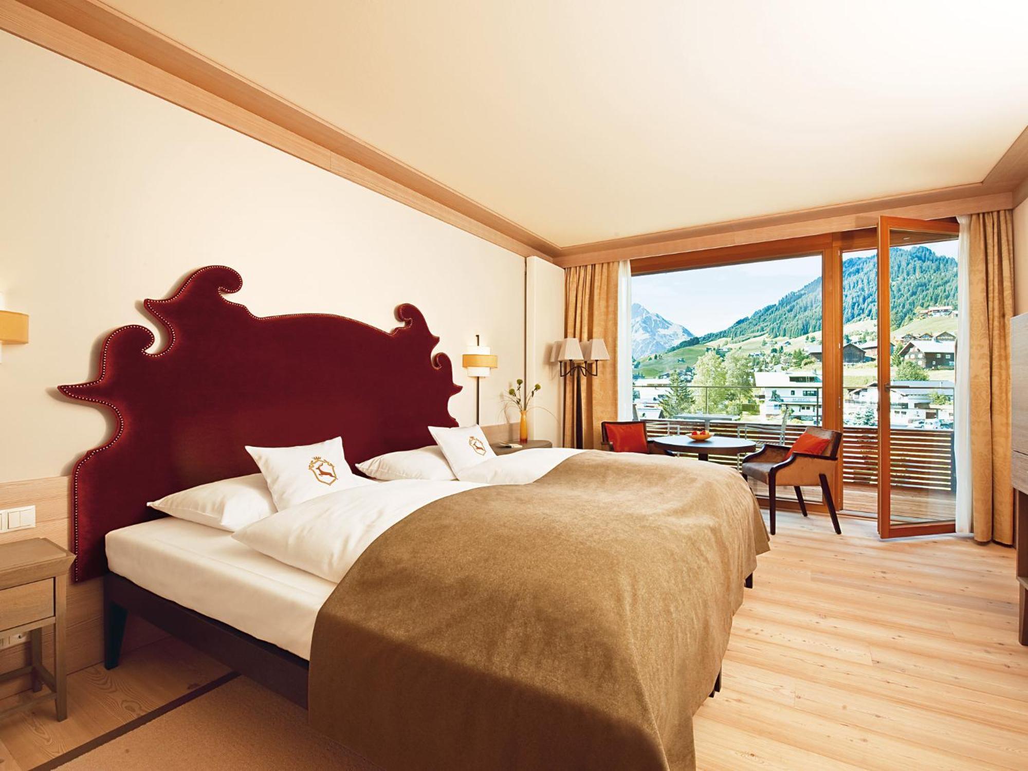A-Rosa Ifen Hotel Kleinwalsertal Хиршегг Номер фото A typical room at the Hotel Axelmannstein